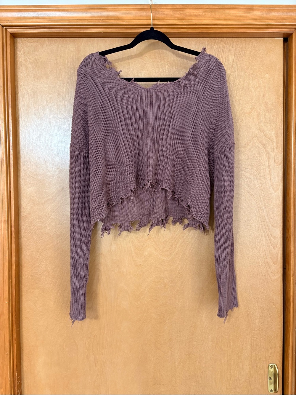 Distressed Cropped Knit Sweater in Dusty Mauve